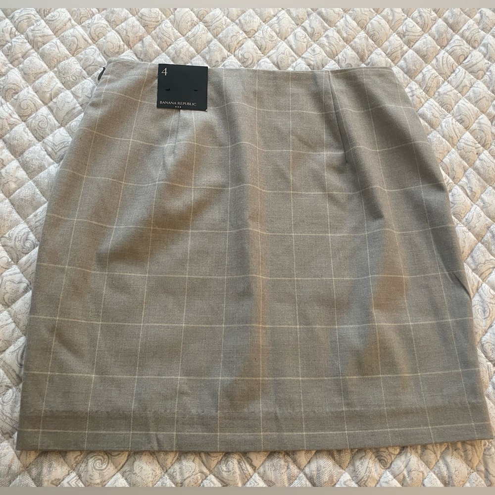 Gray and white plaid mini skirt
